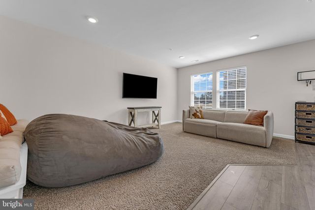 8805 MIMOSA AVE, Clinton, MD 20735