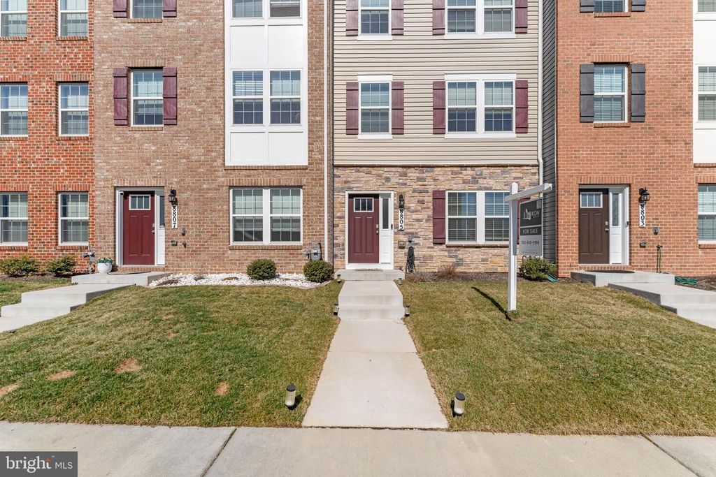 8805 MIMOSA AVE, Clinton, MD 20735