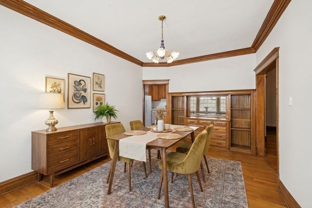 2457 W Eastwood Avenue 1, Chicago, IL 60625