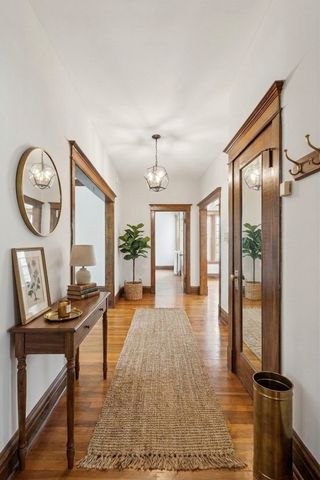 2457 W Eastwood Avenue 1, Chicago, IL 60625