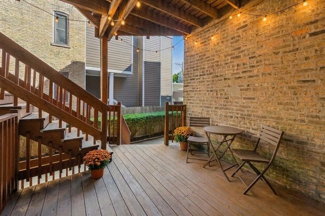 2457 W Eastwood Avenue 1, Chicago, IL 60625