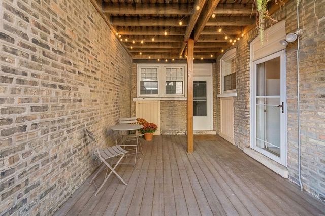 2457 W Eastwood Avenue 1, Chicago, IL 60625