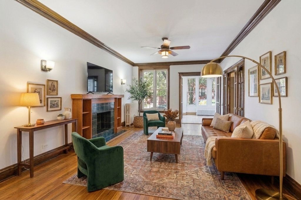 2457 W Eastwood Avenue 1, Chicago, IL 60625 — photo 5