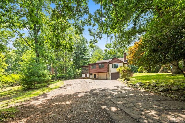 10 Farview Terrace, Airmont, NY 10901