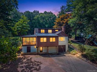 10 Farview Terrace, Airmont, NY 10901