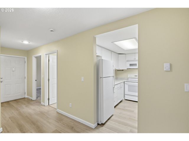 9842 Se TALBERT St, Clackamas, OR 97015