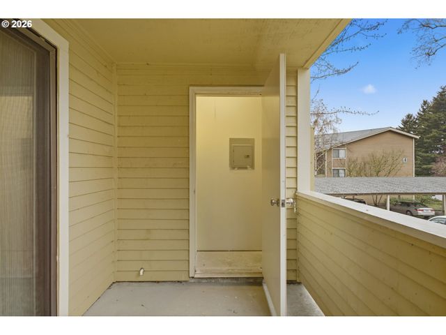 9842 Se TALBERT St, Clackamas, OR 97015