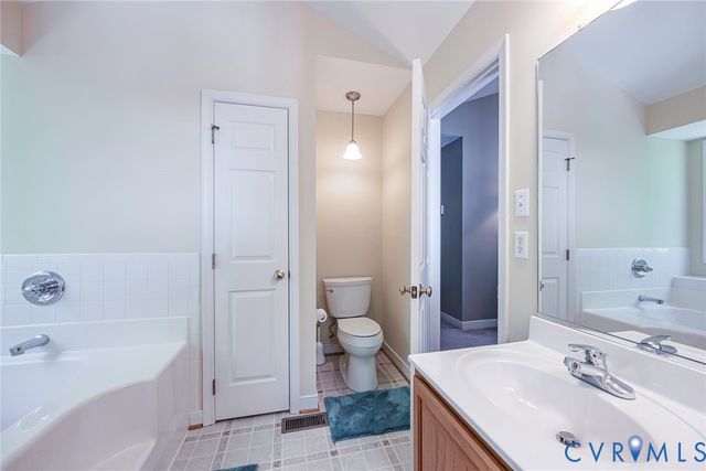 10440 Park Tree Pl, Glen Allen, VA 23060