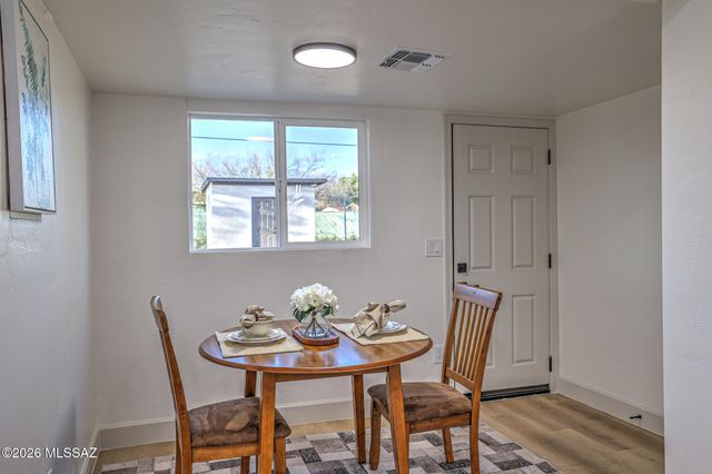 2103 E 33rd Street, Tucson, AZ 85713