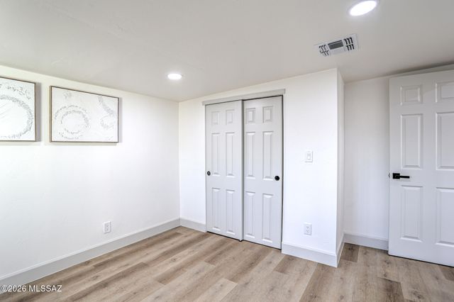 2103 E 33rd Street, Tucson, AZ 85713