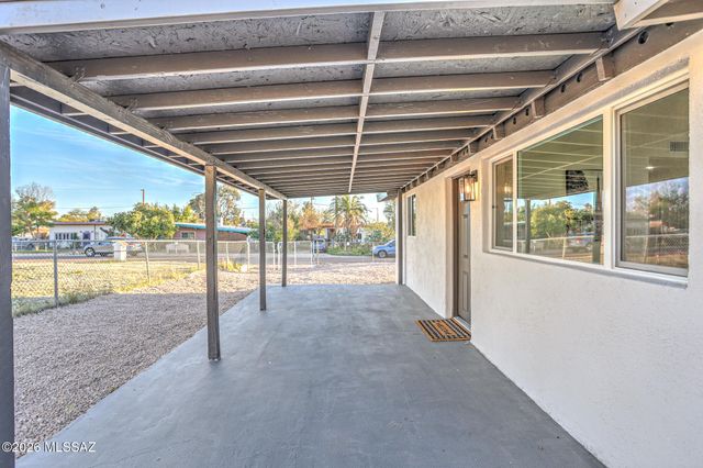 2103 E 33rd Street, Tucson, AZ 85713