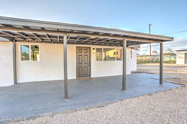2103 E 33rd Street, Tucson, AZ 85713
