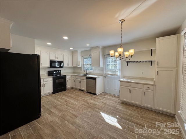 314 E Louisiana Avenue, Bessemer City, NC 28016