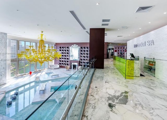 495 BRICKELL AV 4208, Miami, FL 33131
