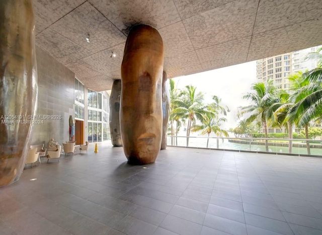 495 BRICKELL AV 4208, Miami, FL 33131