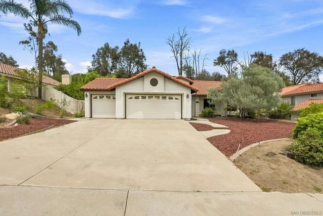 11782 Calle Albara, El Cajon, CA 92019