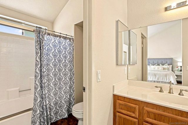 11782 Calle Albara, El Cajon, CA 92019