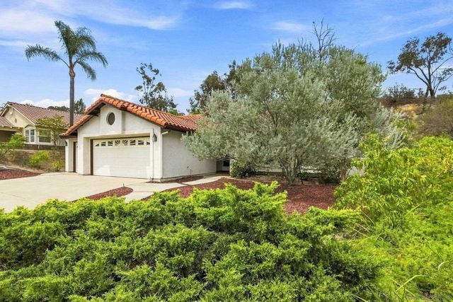 11782 Calle Albara, El Cajon, CA 92019