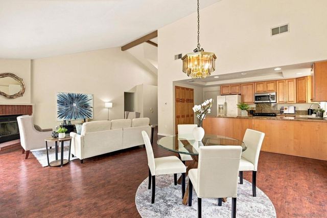11782 Calle Albara, El Cajon, CA 92019