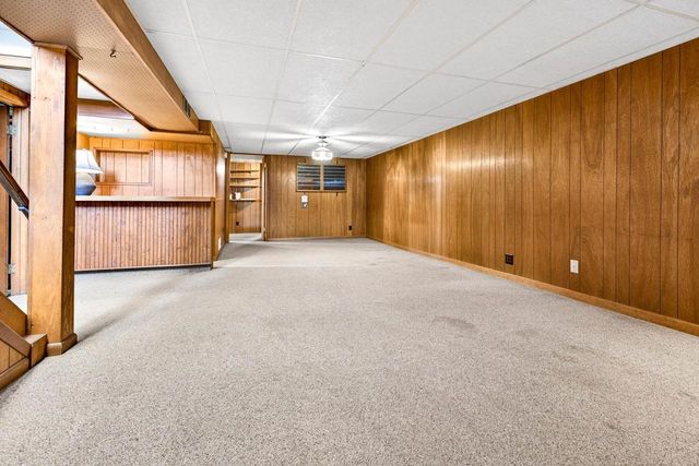 1276 IRISH ROAD, Neenah, WI 54956