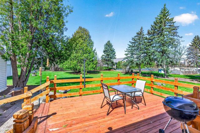 1276 IRISH ROAD, Neenah, WI 54956