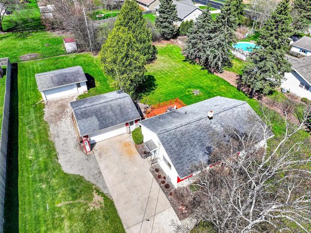1276 IRISH ROAD, Neenah, WI 54956