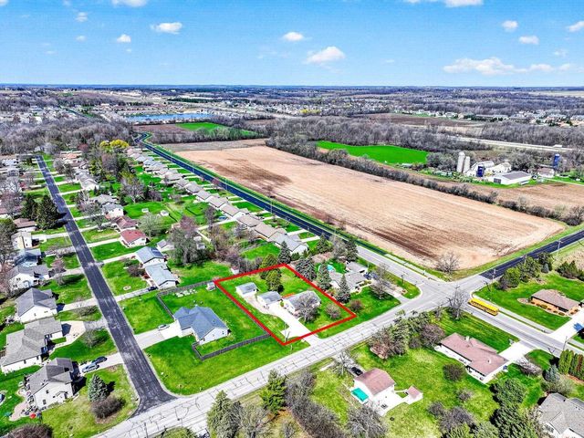 1276 IRISH ROAD, Neenah, WI 54956