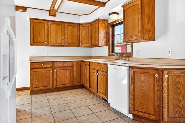 1276 IRISH ROAD, Neenah, WI 54956