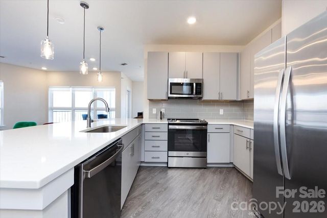 3630 N Davidson Street, Charlotte, NC 28205