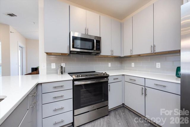 3630 N Davidson Street, Charlotte, NC 28205