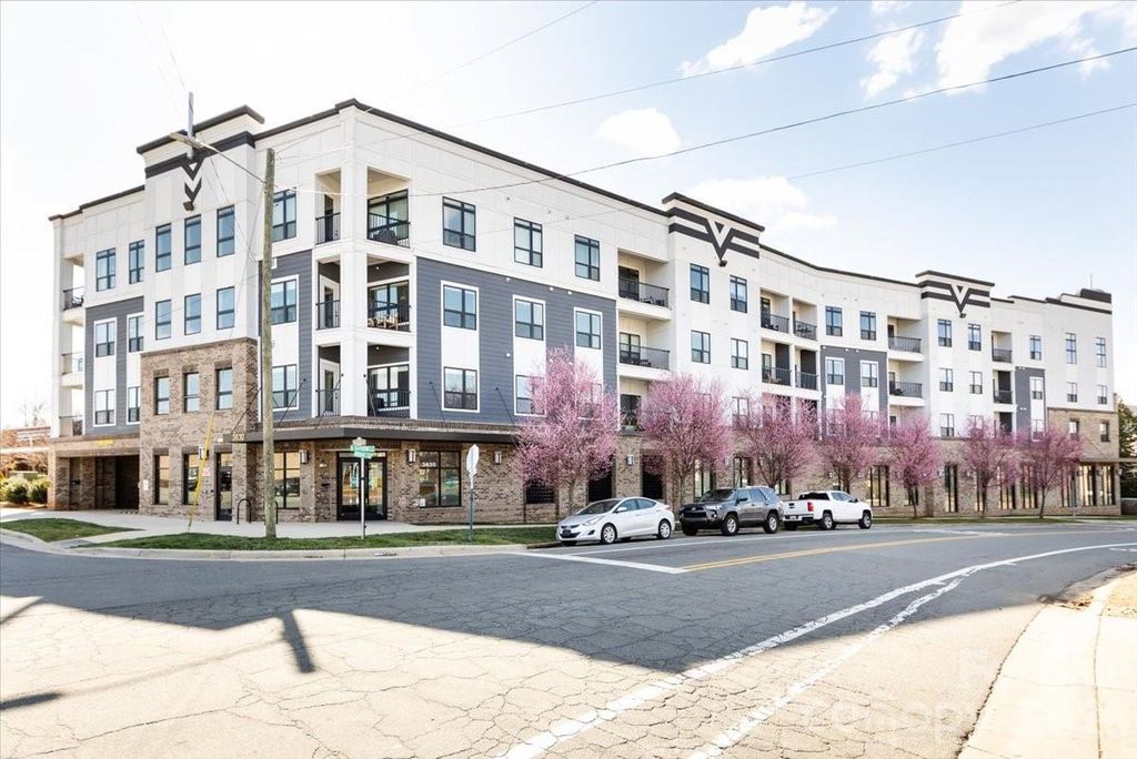 3630 N Davidson Street, Charlotte, NC 28205