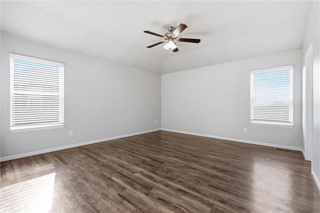 21285 W 219th Street, Spring Hill, KS 66083