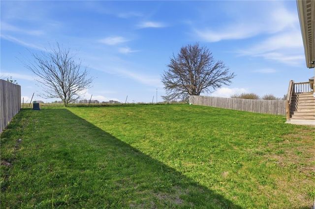 21285 W 219th Street, Spring Hill, KS 66083