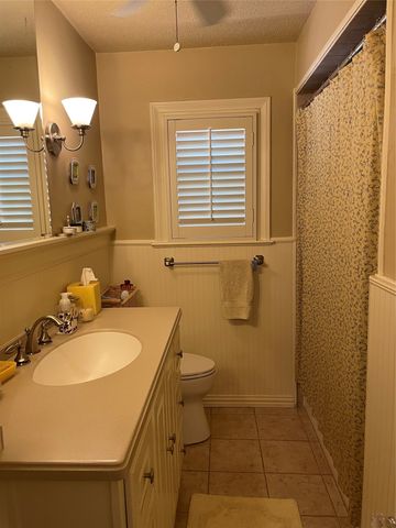 5115 Stanford Avenue, Dallas, TX 75209