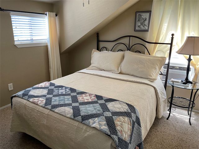 5115 Stanford Avenue, Dallas, TX 75209