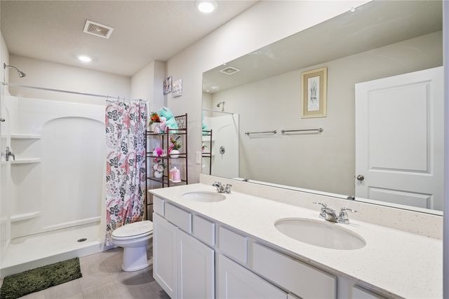 1020 25th Street SE, Altoona, IA 50009