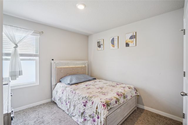 1020 25th Street SE, Altoona, IA 50009