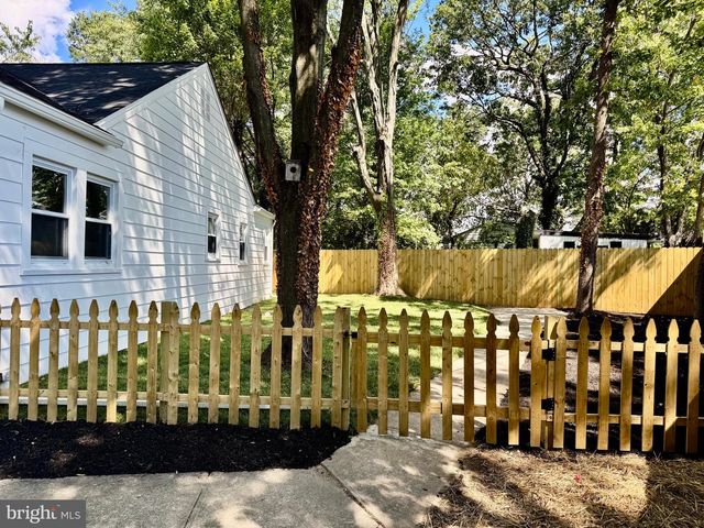 224 FERNDALE RD, Glen Burnie, MD 21061