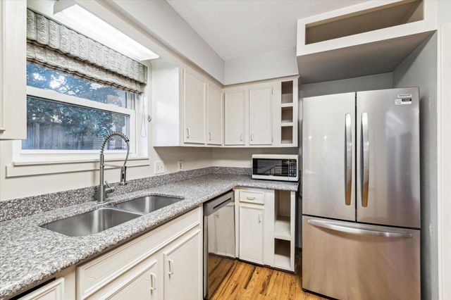 5312 Buffalo Speedway, Houston, TX 77005