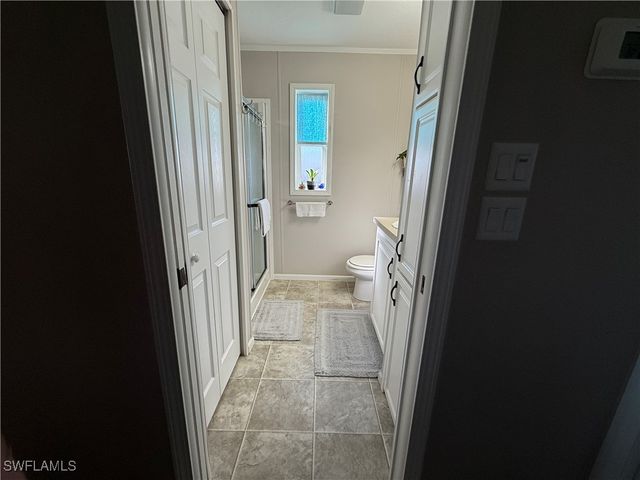 25 Bass LN, Naples, FL 34114