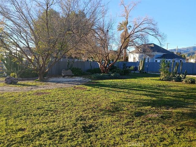 2101 Orange Street, Highland, CA 92346
