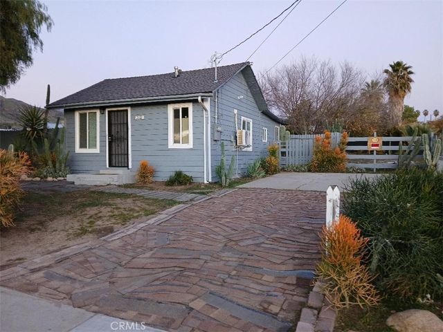 2101 Orange Street, Highland, CA 92346