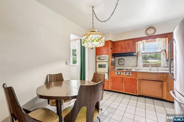 1355 Ratzer Road, Wayne, NJ 07470