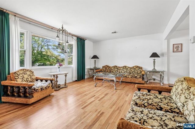1355 Ratzer Road, Wayne, NJ 07470