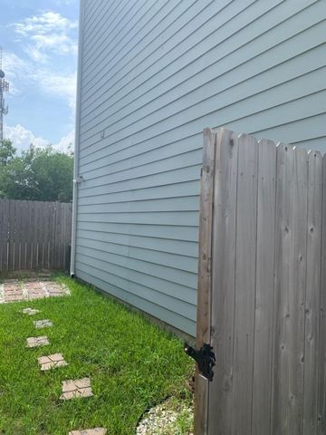 709 Link Road, Houston, TX 77009