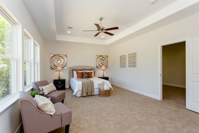 709 Link Road, Houston, TX 77009