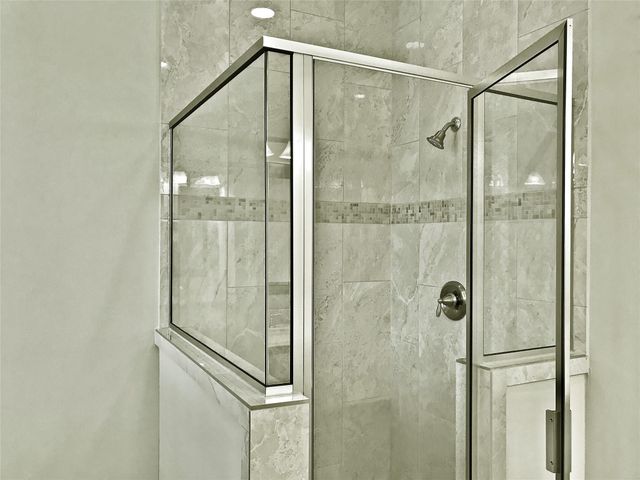 709 Link Road, Houston, TX 77009