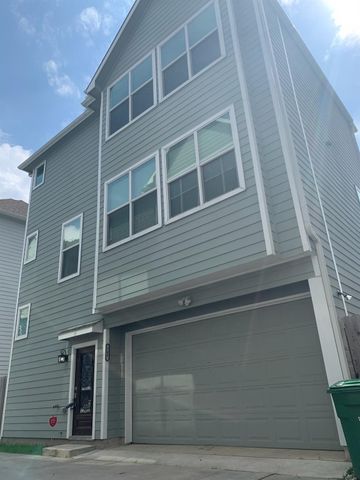 709 Link Road, Houston, TX 77009