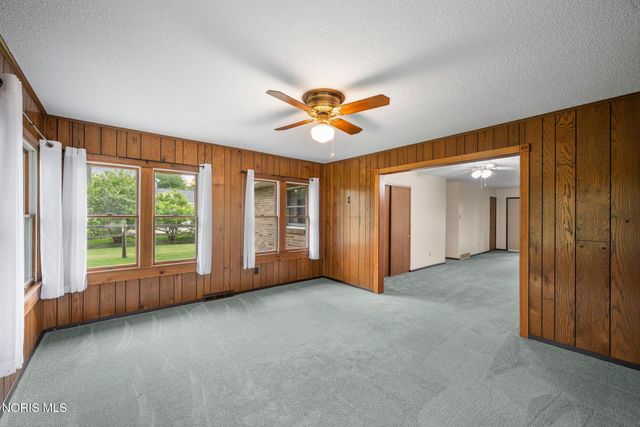 8340 Monclova Road, Monclova, OH 43542