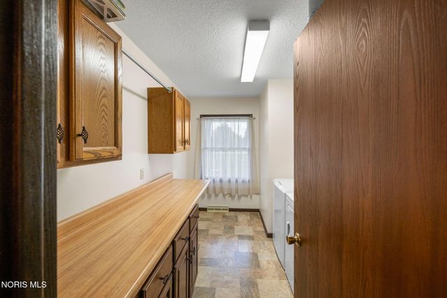 8340 Monclova Road, Monclova, OH 43542